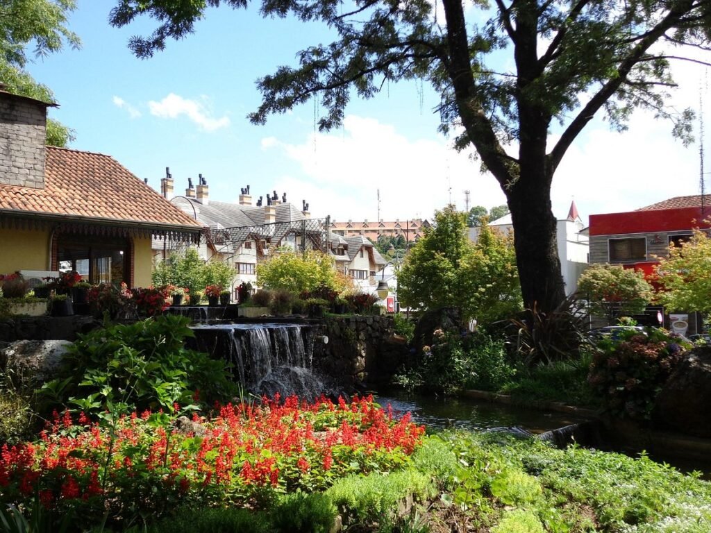 em Gramado PRAÇA MAJOR NICOLETTI